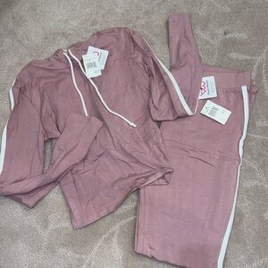 NEVER WORN!!! NEW WITH TAGS!!! Pink sweat set